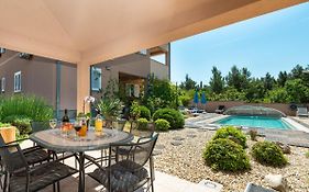 Apartment Matas - Srd316 By Interhome